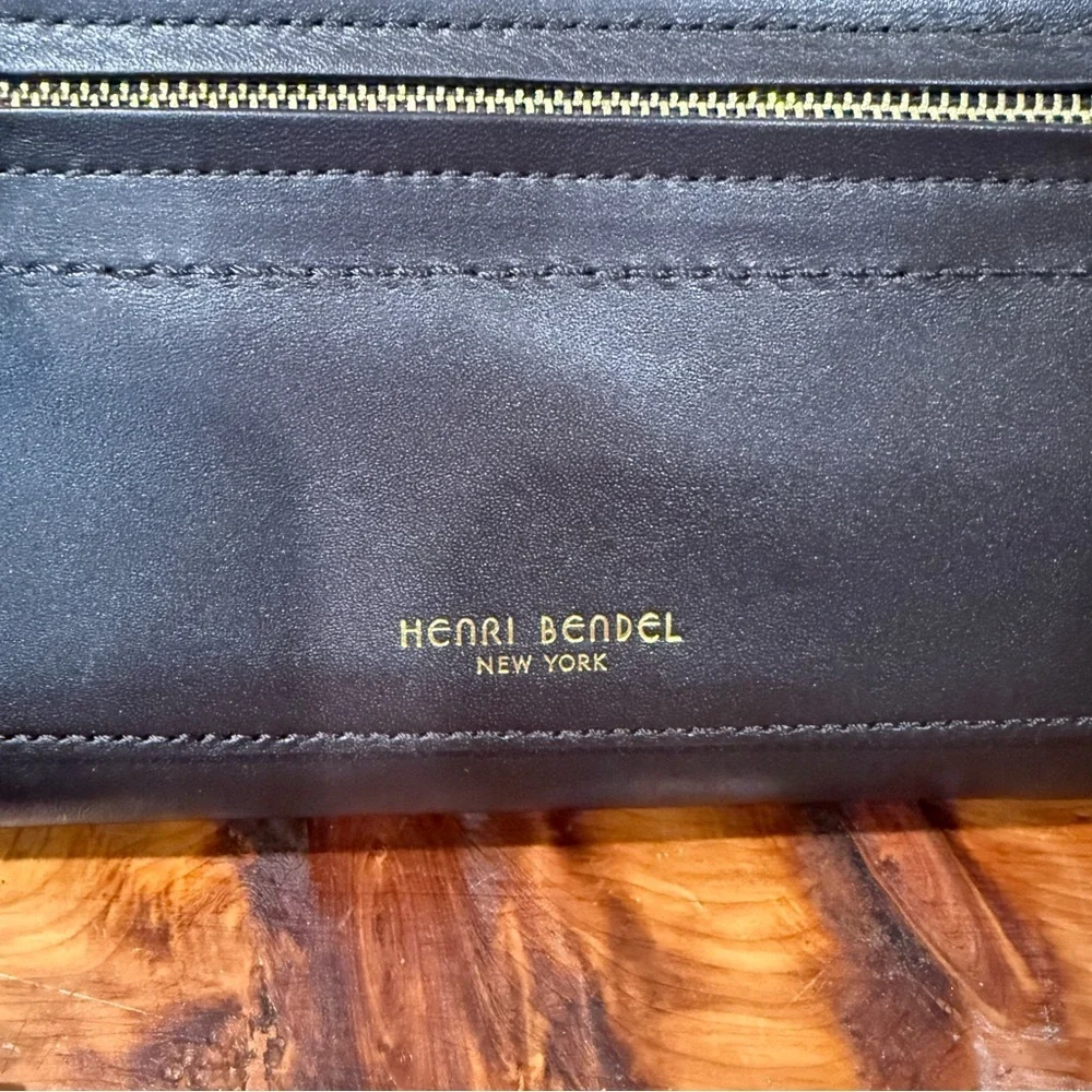 NWT Henri Bendel Mercer Dark Brown Portfolio Wallet $198 Retail